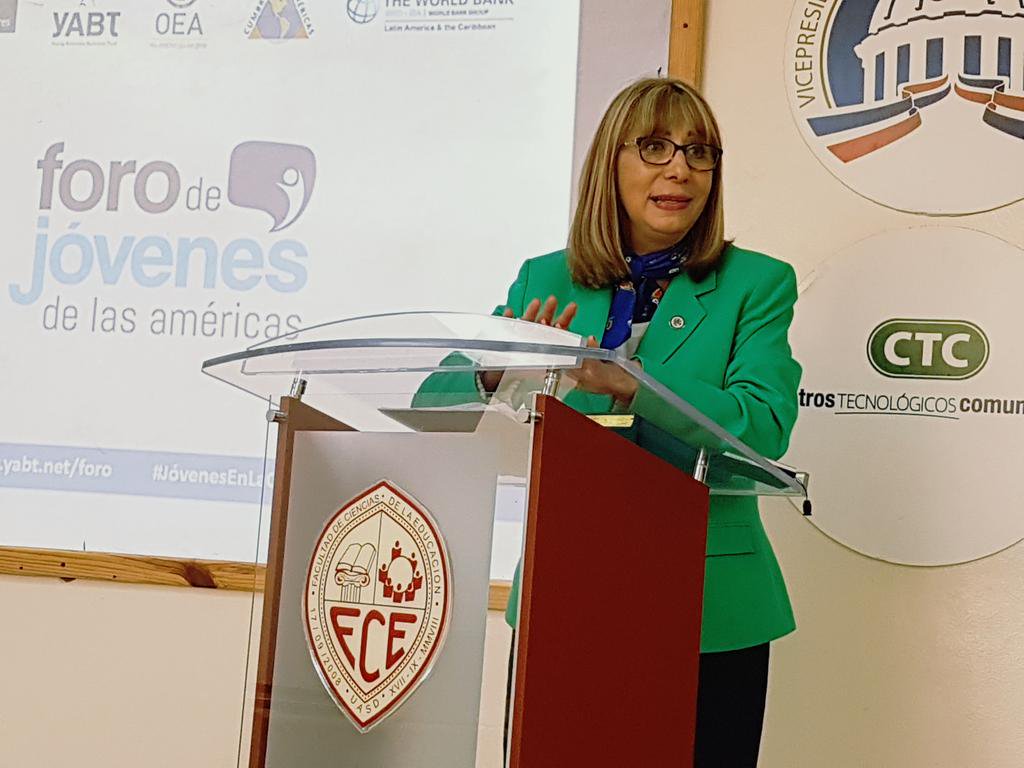 La Representante de la OEA, Azuara Araceli da la bienvenida al Diálogo Nacional en la República Dominicana, rumbo al Foro de Jóvenes de la VIII Cumbre Americas
